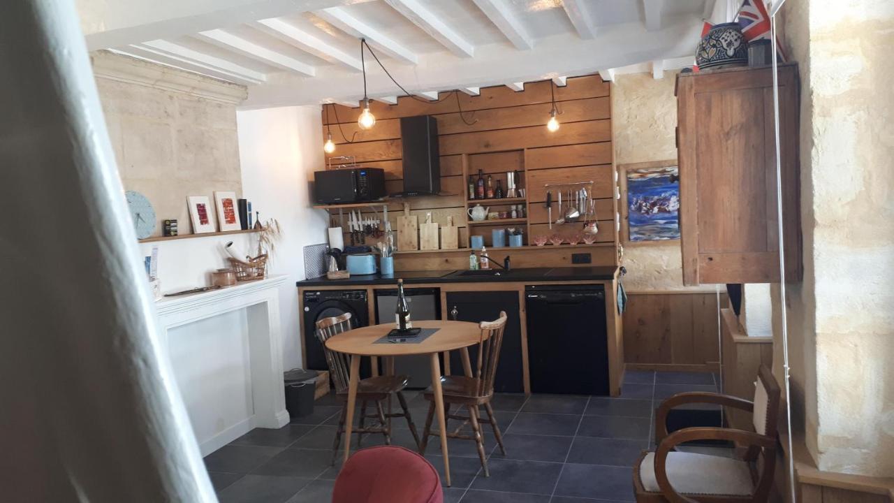 Maison Camille Port-en-Bessin-Huppain Exterior photo